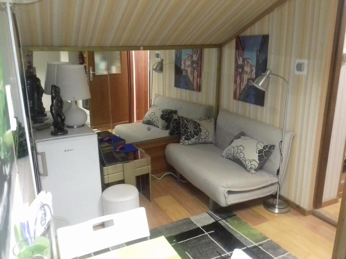 Apartment " Studio Green " Free Parking, Self Check-In Zagrzeb Zewnętrze zdjęcie